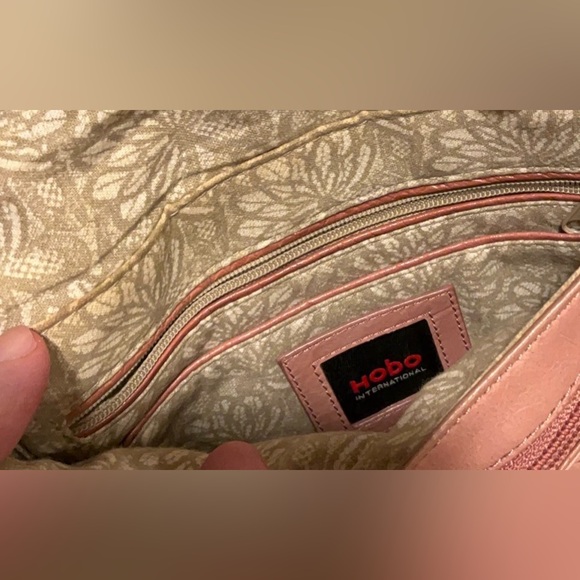 Pink HoBo crossbody 8 by71/2 - Picture 5 of 5